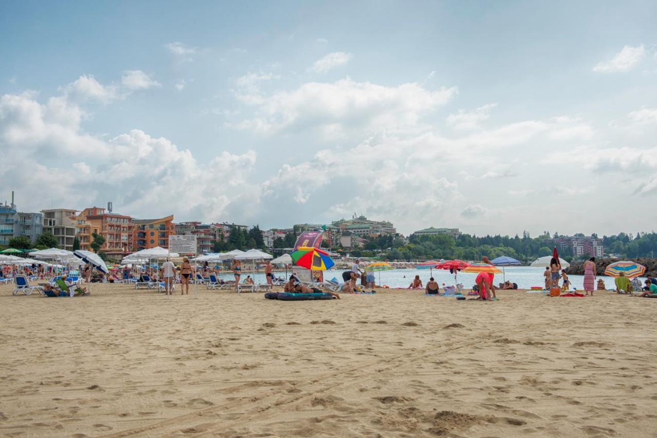 Panorama Krim Beach Apartment Ravda Exterior photo